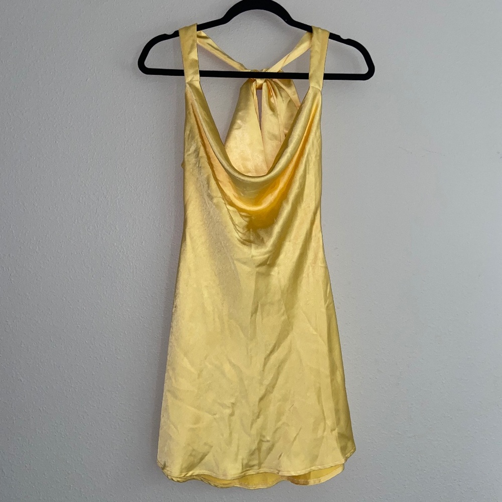 Hello Molly BITE OF AN APPLE DRESS YELLOW 💛 - XS